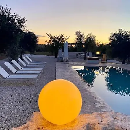 Splendida Con Piscina A 10 Minuti Dal Mare Carovigno